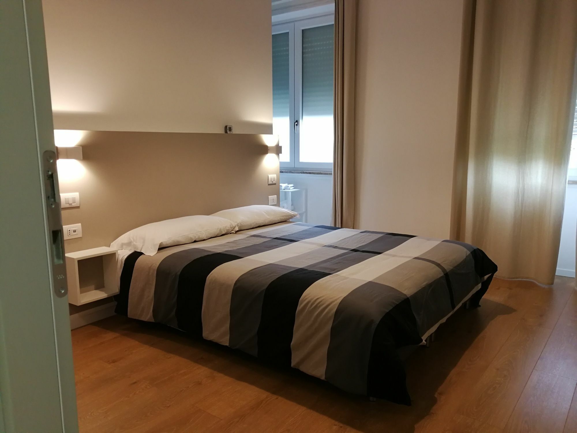 Dome Hotel Cagliari Kültér fotó